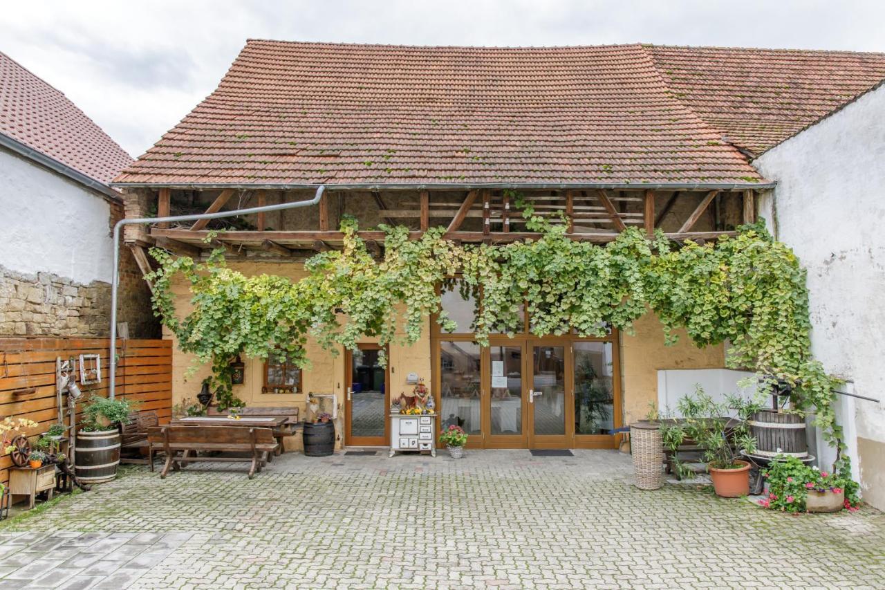 ホテル Schlafgut Gmelin Angelbachtal エクステリア 写真